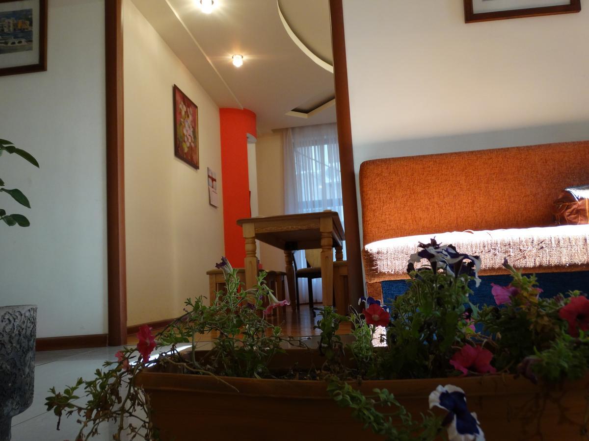 Destiny 1 Hostel Jerevan Eksteriør billede